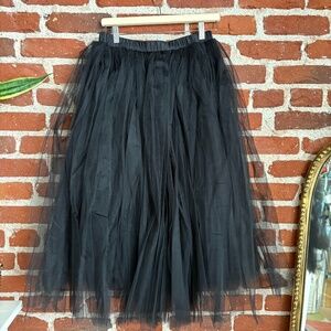 🖤 Black Tulle Midi Skirt